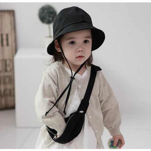 세련된 디자인과 실용성을 겸비한 완벽한 유아 힙색