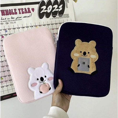 귀여운 캐릭터 디자인의 아이패드 파우치로 1+1 혜택을 누리세요!