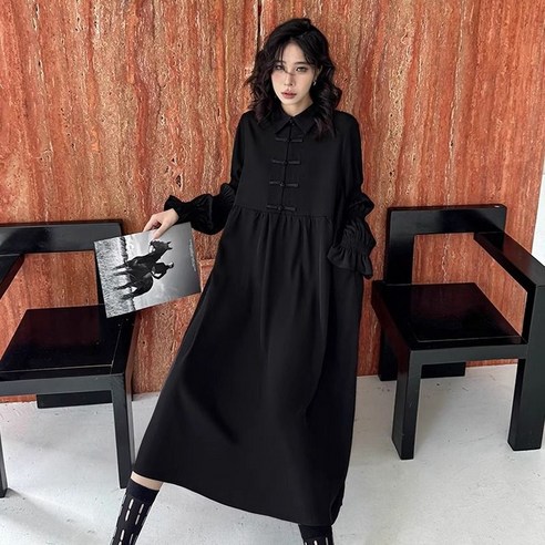 봄과 가을에 어울리는 세련되고 편안한 150kg까지 핏되는 블랙 빅사이즈 원피스