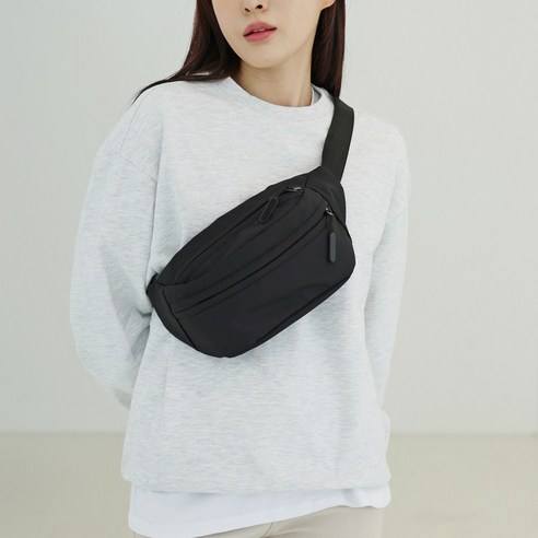 내 손목 통증 구원템! 홀릭커스 미니 힙색으로 가볍게 외출하세요.