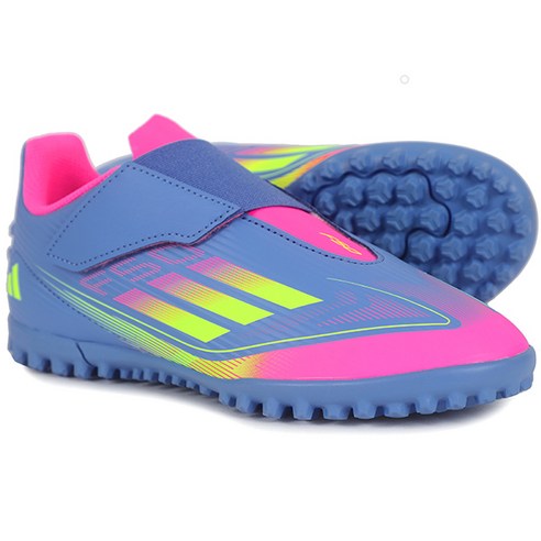 꿈을 향한 첫걸음, 아디다스 주니어 F50 클럽 H&L TF 축구화와 함께! 아디다스키즈풋살화