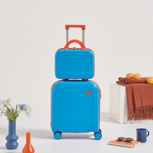 여행의 설렘을 더하는 스타일리시한 동반자, [모던하우스] ON PESPES 캐롯 캐리어