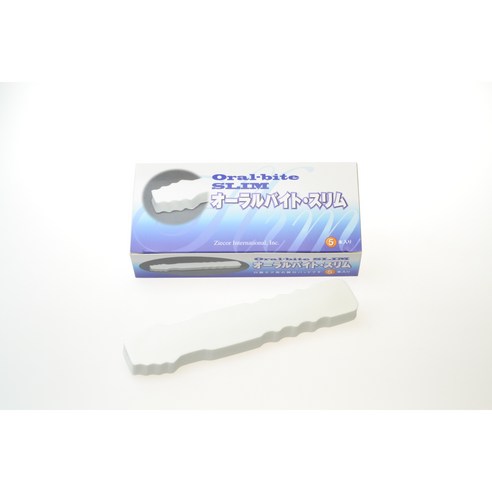 섬세한 구강 케어로 소중한 사람의 건강한 미소를 지켜주세요.