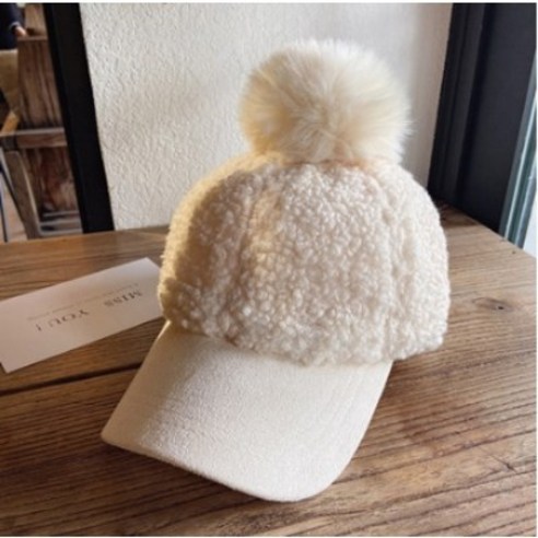 보슈 여성 겨울 양털 뽀글이 방울 털모자 캡 방한 모자