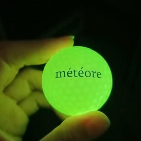 meteore 별똥별 골프공, LED 불들어오는 야간 플래시, 크기 42.7mm, 무게 45.8g, 할인가격 72,960원, 제조국 중국