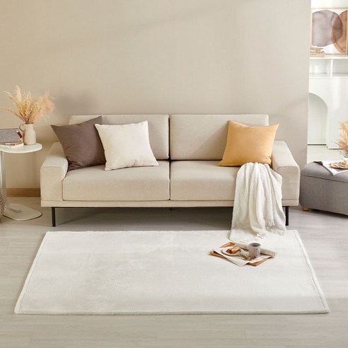 포근함과 스타일을 동시에 담은 에코퍼 카페트