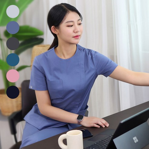 엘리너1: 편안함과 스타일을 겸비한 간호사 유니폼 상의, 당신의 프로페셔널한 하루를 책임집니다
