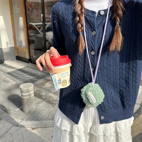 귀여움 뽀짝 양털 에어팟 파우치로 에어팟에 사랑스러운 옷을 입혀주세요!