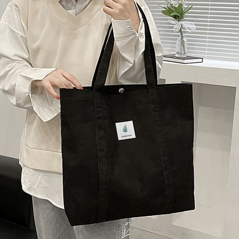 "오늘 뭐 들지?" 고민 끝! 코듀로이 캔버스백 하나로 완성하는 가을 스타일 남자에코백