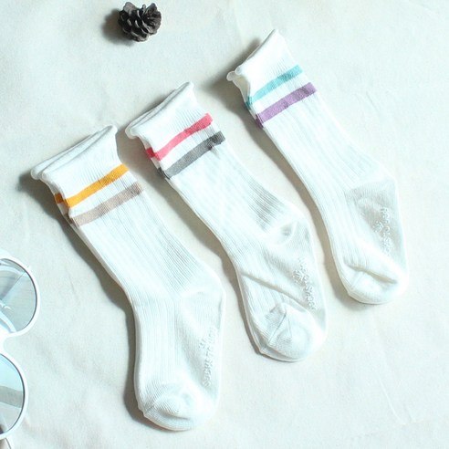 사랑스러운 디자인과 편안함, 삭스투유 유아니삭스로 우리 아이 발끝까지 특별하게!