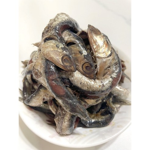 갓 지은 밥에 짭짤한 멸치육젓 한 점, 밥도둑이 따로 없다!