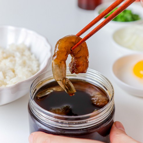 신선하고 편리한 1+1 한끼루 깐새우장으로 해산물 요리에서 맛과 편리함을 모두 만끽하세요.