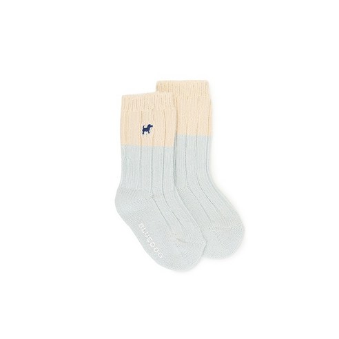 포근함과 스타일을 더한 블루독베이비 골지 보카시 하프 양말로 따뜻한 겨울을 선물하세요.