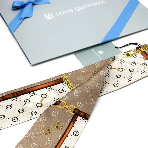 섬세한 아름다움, 루이까또즈 실크 스카프로 완성하는 우아한 스타일 루이까또즈스카프