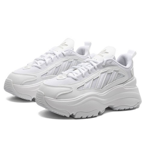 구름 위를 걷는 듯한 편안함, 아디다스 오즈가이아 W