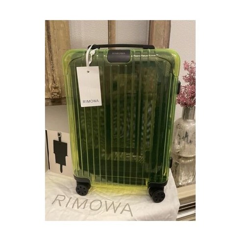 여행, 나만의 개성을 담아 떠나다: 리모와 클리어 캐리어 사용 후기 리모아캐리어