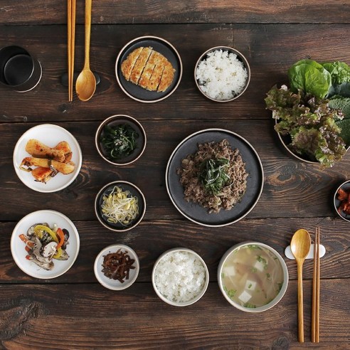 옳음(Olheum) 도자기:  세련된 디자인과 편리함으로 완성하는 특별한 식탁