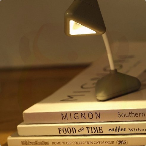 학생용 LED 무드 조명 자석 탁상등 – 침실 및 독서용 스마트스틱