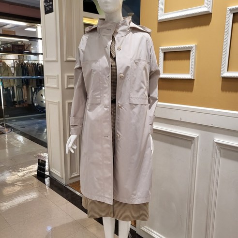 BCBG 비씨비지 봄23 크로우 점퍼 B3A2R142