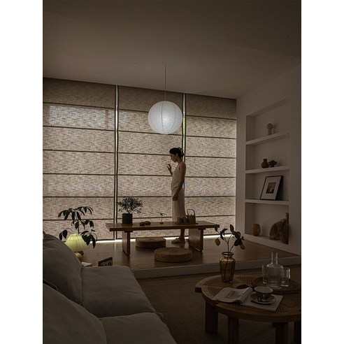 심플한 아름다움, 공간에 스며드는 일본식 로만 블라인드