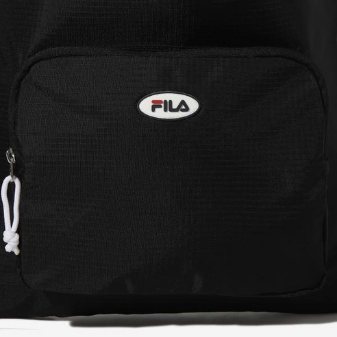 아이의 편리함과 스타일을 모두 만족시키는 휠라키즈 베이직 서브백