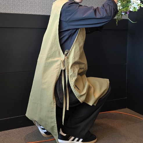 앞치마, 더 이상 숨기고 싶지 않은 나의 스타일리시한 작업복 예쁜방수앞치마