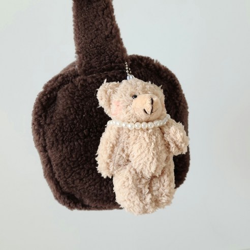 귀여운 진주 곰돌이인형 열쇠고리로 하루를 밝히세요