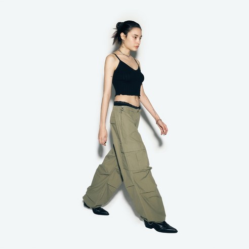 [에즈이프 캘리] ASIF CALIE PARACHUTE CARGO PANTS KHAKI