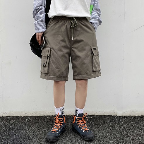 카고 반바지 남자 여름 슬림핏 와이드 세미 팬츠 하라주쿠 패션에 5부 팬츠를 코디해 입기