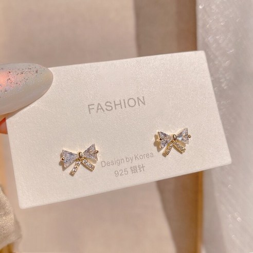 절묘한 하이 엔드 다이아몬드 채워진 귀걸이 여성 유행 귀걸이 차가운 바람 귀걸이 2021 새로운 패션