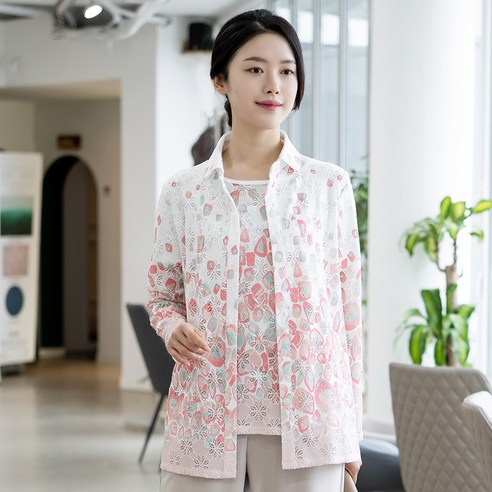 중년여성을 위한 고급스럽고 우아한 모슬린 레이스가디건티셔츠앙상블세트