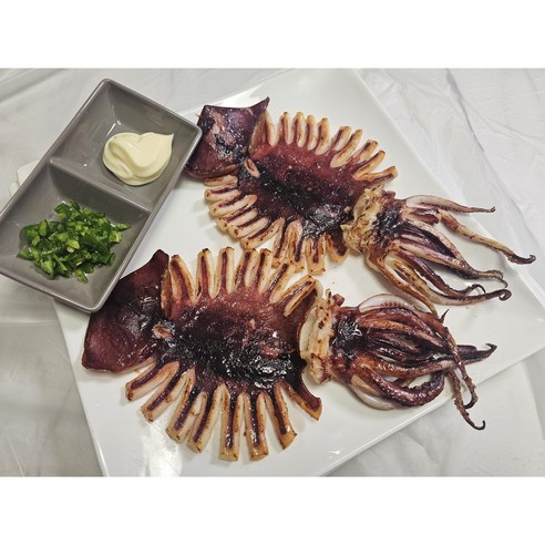 [산지직송] 백억상점 국내산 구룡포 원양산 반건조오징어, 1개, 5미 350g 내외