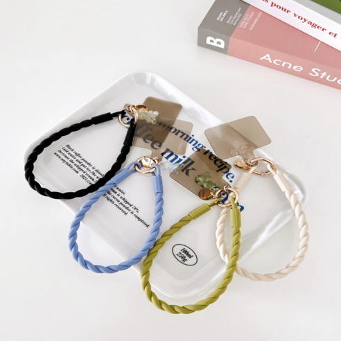 세련된 스타일과 편안함이 결합된 다용도 에이프런 스마트폰 스트랩