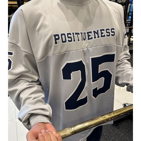 스타일과 기능성을 모두 갖춘 블록코어 럭비 메쉬 져지로 트렌디한 데일리룩을 완성하세요!