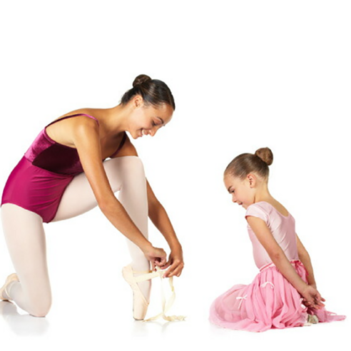 쫀쫀함과 고급스러움을 한번에! 미뇽 발레 타이츠로 발레 실력을 더욱 빛내주세요.