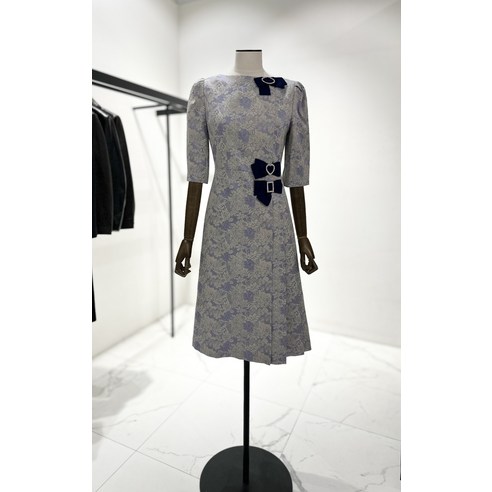 모조에스핀 라운드넥 쟈가드 리본포인트 원피스 J222MSE027(1894212)