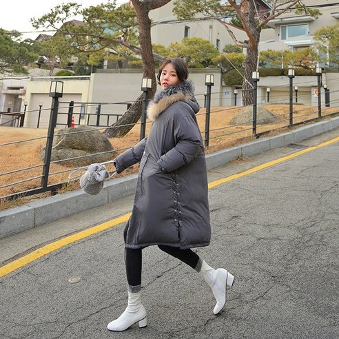 떳다그녀 메이브 웰론 야상 롱패딩(인조퍼)