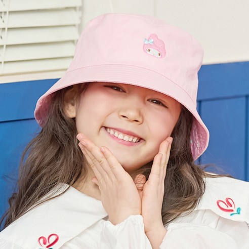 사랑스러움과 실용성을 겸비한 마이멜로디 리버시블 버킷햇