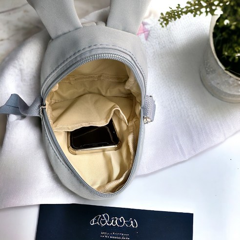 귀여운 하트 패턴과 다양한 색상으로 유아들을 매력적으로 꾸며주는 유아 크로스백