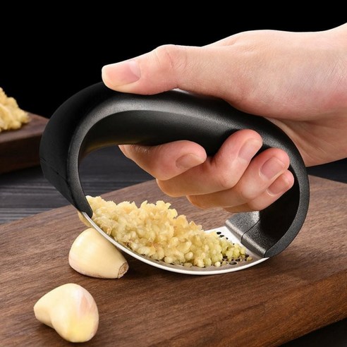 컴윗미 휴대용 핸디 수동 마늘 다지기, 2개, 블랙