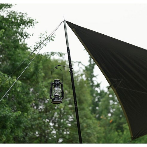 캠핑 타프 텐트 어닝은 다양한 용도로 사용할 수 있는 제품입니다.