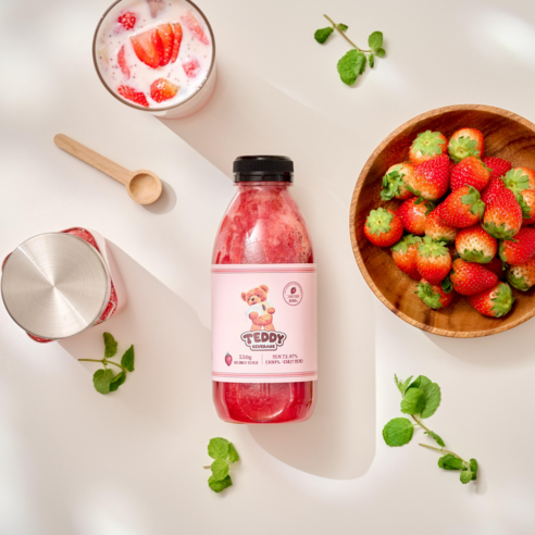 테디베리 국내산 딸기청 1+1 상품의 정보와 할인된 가격, 배송료, 평가 및 평점, 상품의 특징과 섭취방법, 영양성분 등의 상세 내용을 확인할 수 있습니다.