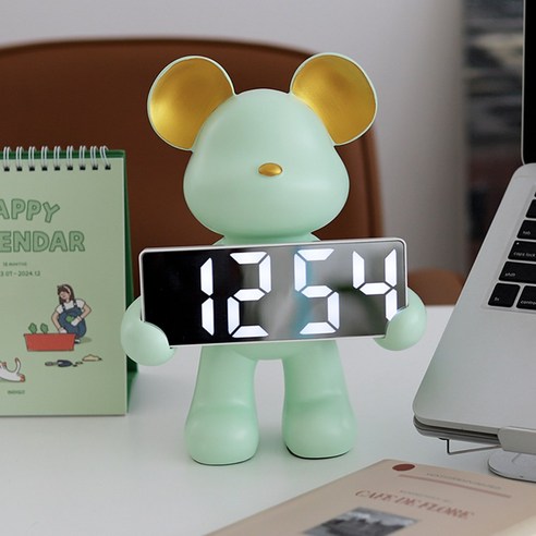 포근한 디자인과 똑똑한 기능으로 당신의 아침을 부드럽게 깨우는 곰돌이 알람 시계