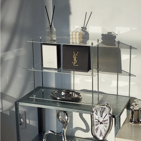 공간에 예술을 더하는 라다미노 미드센추리 아크릴 모듈 선반 정리대