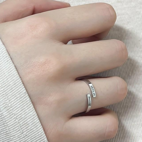 특별한 순간을 기념하는 완벽한 선물: 띵니 써지컬스틸 비기닝 각인반지