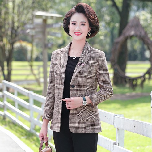 엄마의 코트 여성 봄과 가을 짧은 코트 새로운 50 세 서양식 패션 작은 정장 중년 및 노인 여성 가을 코트