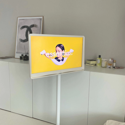 마블홀릭 LG 룸앤티비 스탠드 TV 거치대는 고객 직접 설치 방식과 높은 품질로 소비자들에게 인기를 얻고 있습니다.