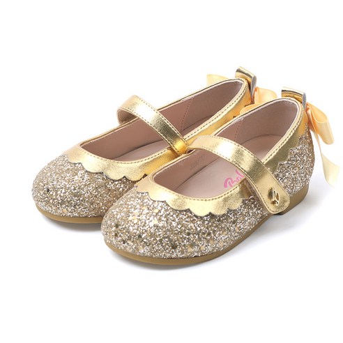 빛나는 글리터와 편안한 착용감이 완벽하게 조화된 여아 구두