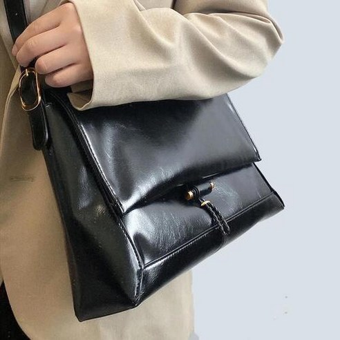 도오빠 푸안느 여성 가죽 유광 숄더백 블랙 대용량 크로스백 레더 여자숄더백 가방