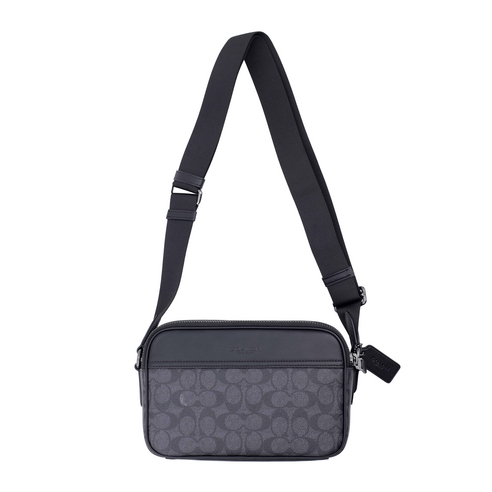 시간을 초월하는 세련됨, 코치 크로스백 CV764로 완성하는 남자의 스타일 남성명품크로스백